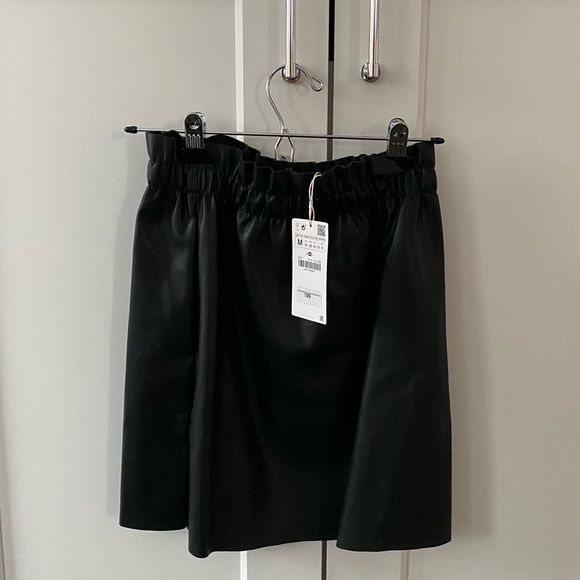 Zara Faux Leather Mini with Pockets - Picture 3 of 6